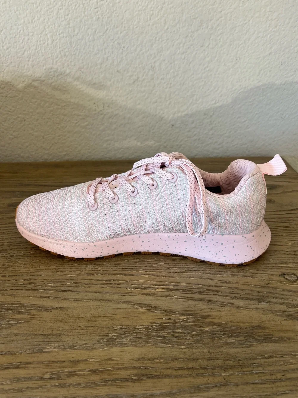 NoBull Matryx trail runner running shoe blush pink women’s sz 9.5 men’s 8